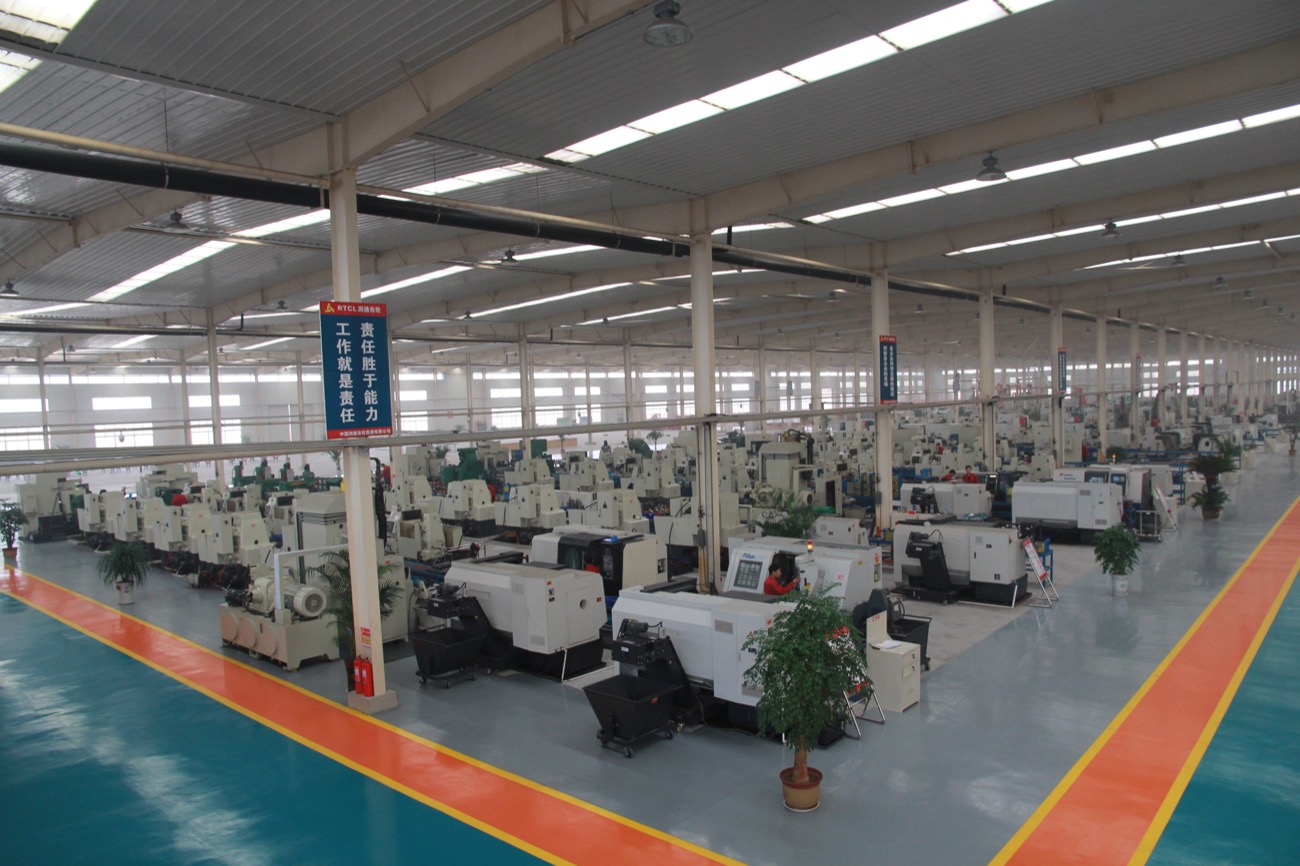 Gear machining workshop
